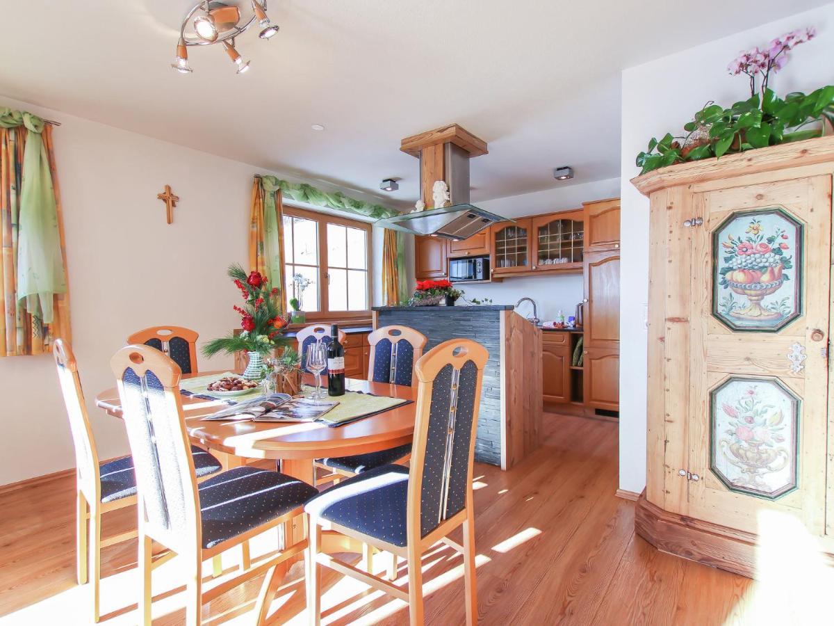 Cosy Holiday Flat In A Farmhouse Таксенбах Стая снимка